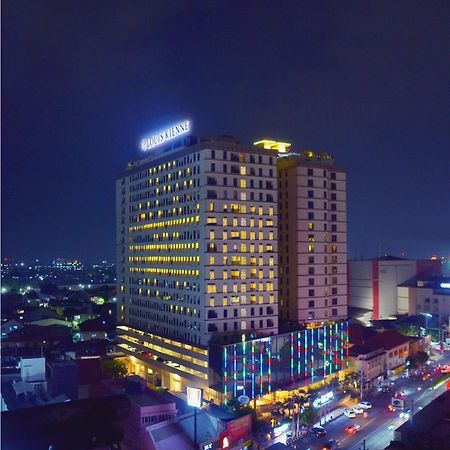 Louis Kienne Hotel Pemuda Semarang Exteriér fotografie