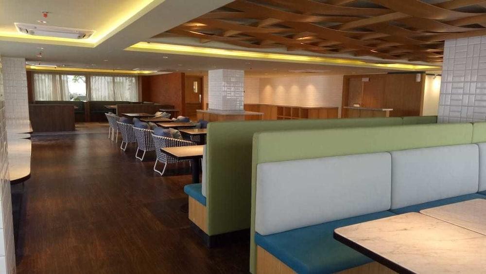 Louis Kienne Hotel Pemuda Semarang Exteriér fotografie