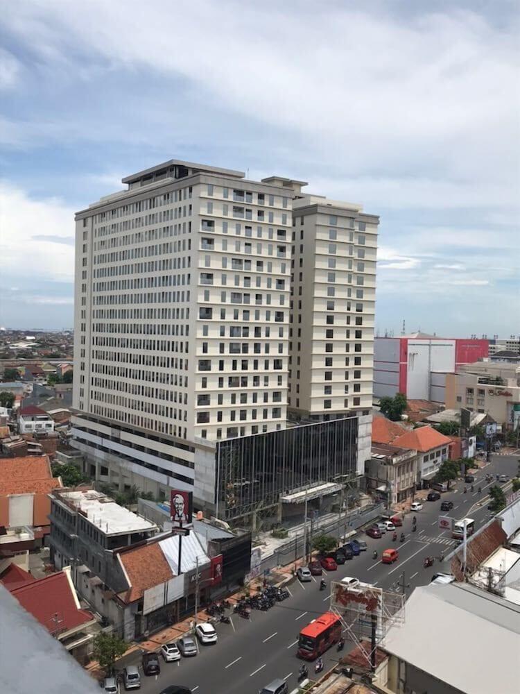 Louis Kienne Hotel Pemuda Semarang Exteriér fotografie