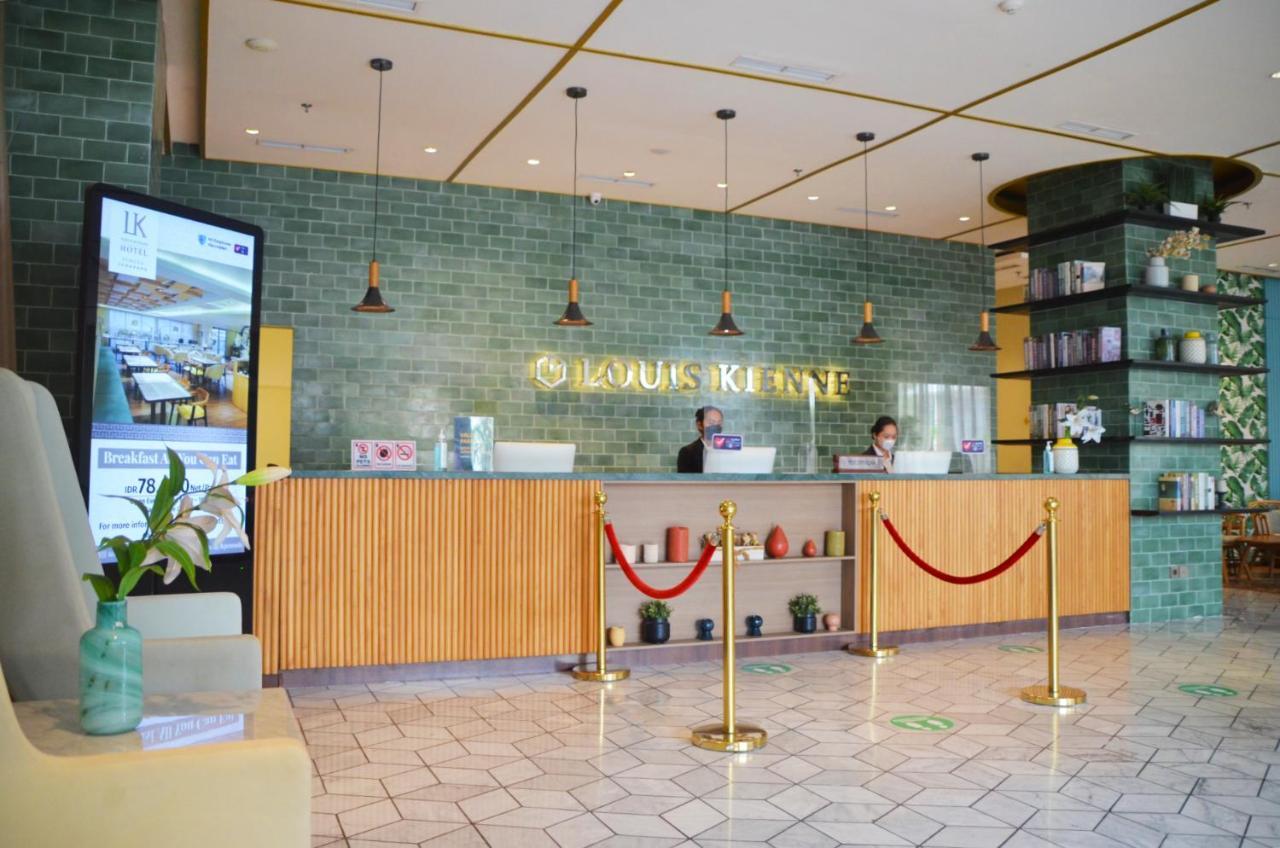 Louis Kienne Hotel Pemuda Semarang Exteriér fotografie