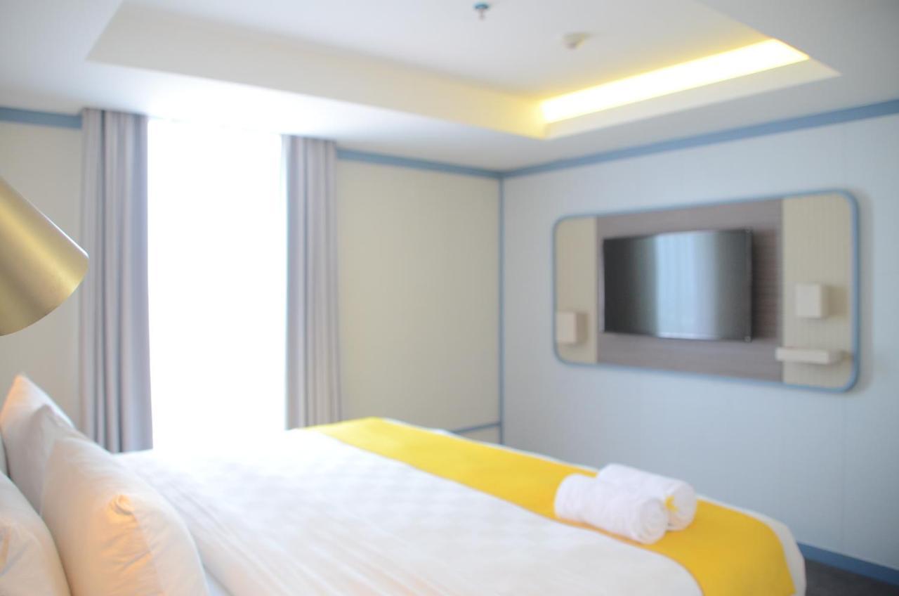 Louis Kienne Hotel Pemuda Semarang Exteriér fotografie