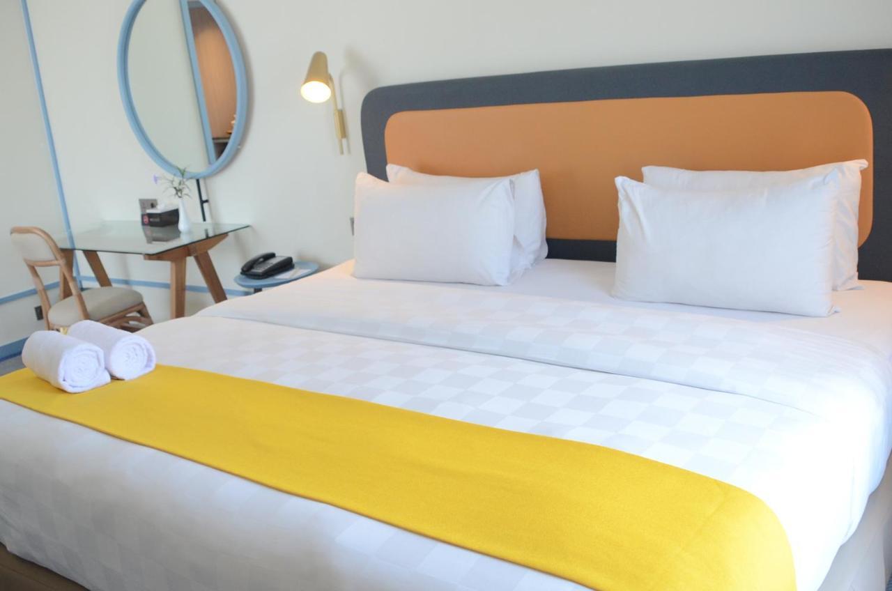 Louis Kienne Hotel Pemuda Semarang Exteriér fotografie