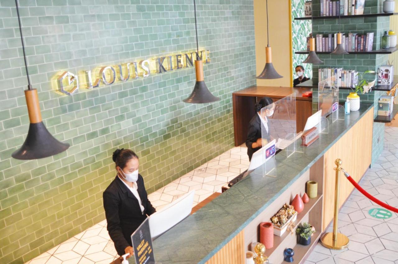 Louis Kienne Hotel Pemuda Semarang Exteriér fotografie