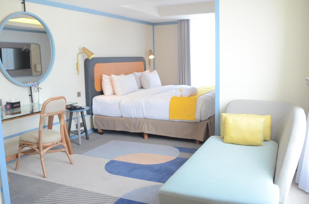 Louis Kienne Hotel Pemuda Semarang Exteriér fotografie